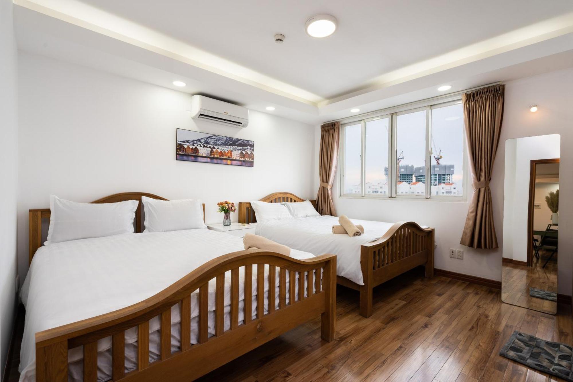Big Two Bedrooms At The Center Appartement