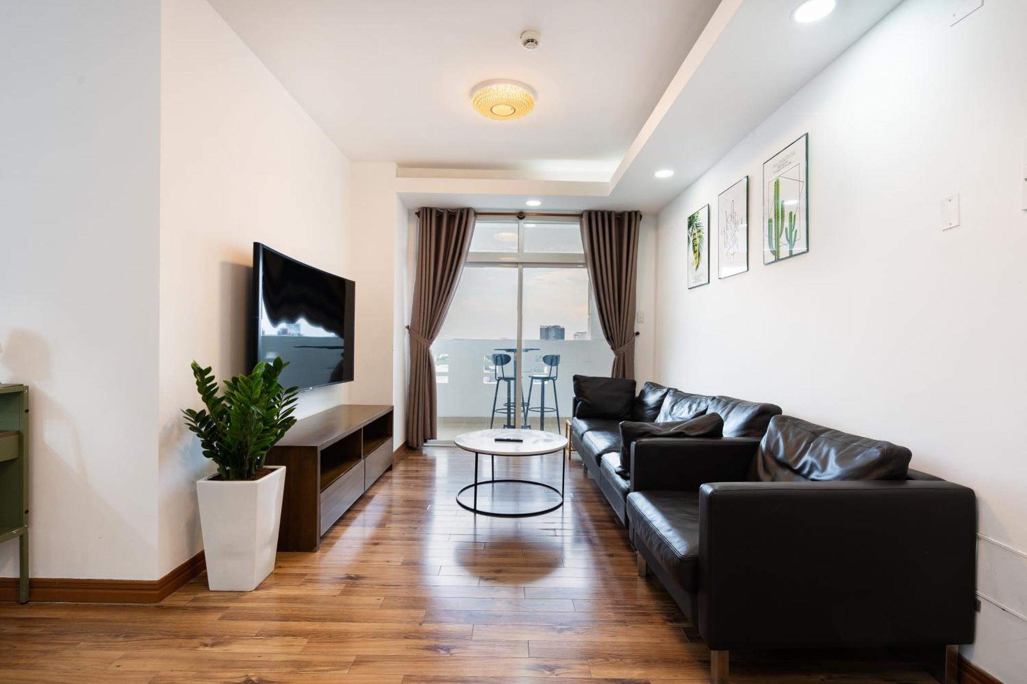 Big Two Bedrooms At The Center Appartement