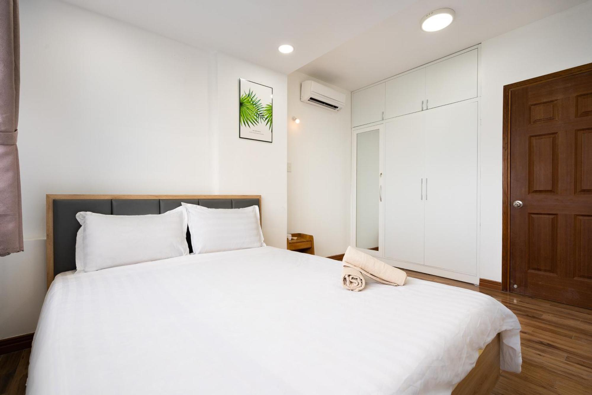 Big Two Bedrooms At The Center Appartement